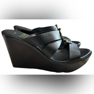 NWOB Italian Shoemakers Black Wedge Sandals SZ 9
